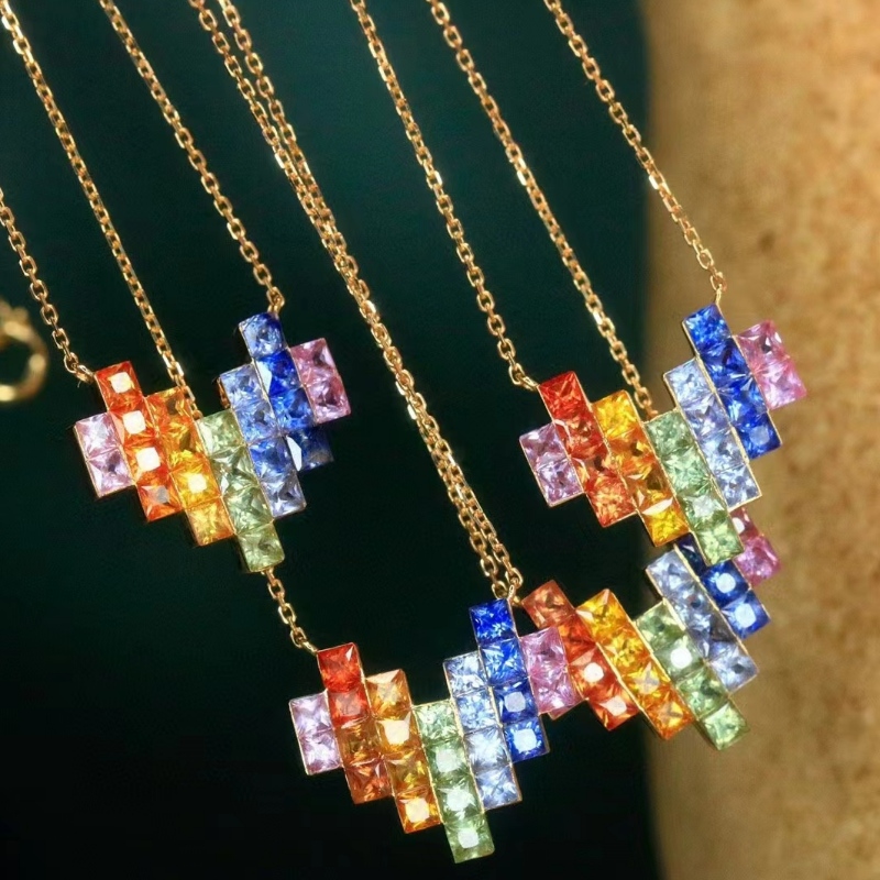 Bijuterii Tuochen New 18k Galben Galben Sapphire Colier de inimă curcufire colorat
